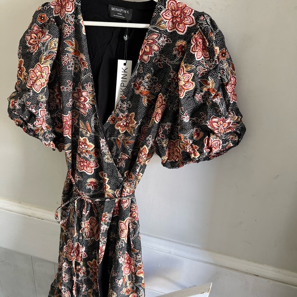 MINKPINK Dresses & Skirts - MINKPINK - calling this the Yellowstone “Beth Dutton” dress.